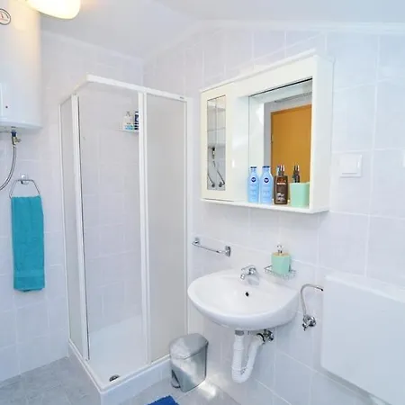 Apartment P.a.l.m.e. Poljane