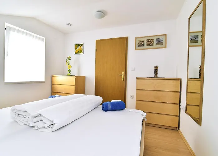 P.a.l.m.e. Apartment